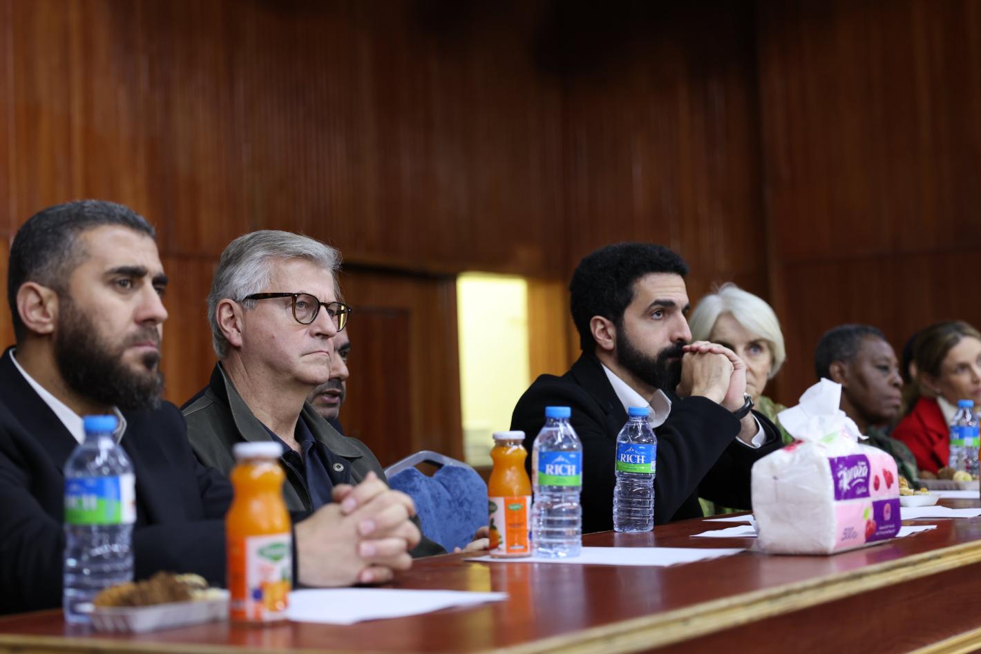 usg and members seatted at table