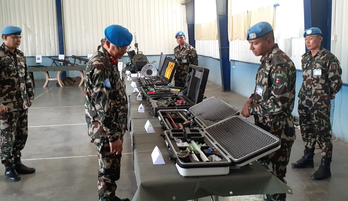 HoM/FC Maj Gen Ishwar Hamal Inspecting NMC Equipments.