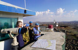 USG receiving a brief UN OP during his recent visit